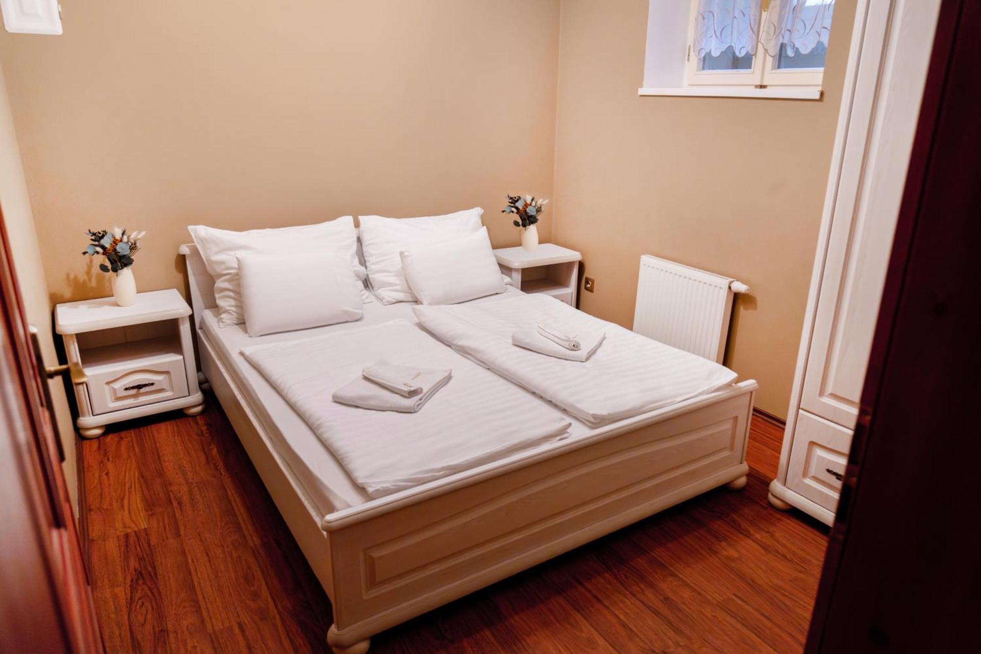 Villa Emausy Luhacovice Ngoại thất bức ảnh